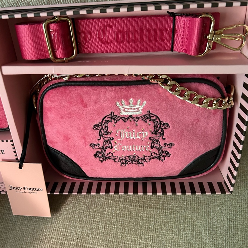 Gorgeous, juicy couture 3 pc crossbody boxed set🩷 - Picture 6 of 7